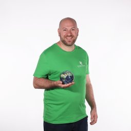 Corporate Responsibility: Alexander Meidinger Corporate Responsibility: Alexander Meidinger
