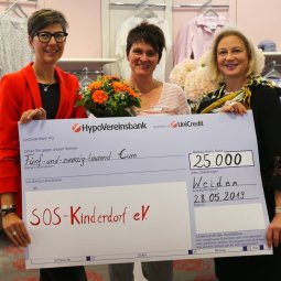 Scheckübergabe SOS-Kinderdorf Scheckübergabe SOS-Kinderdorf